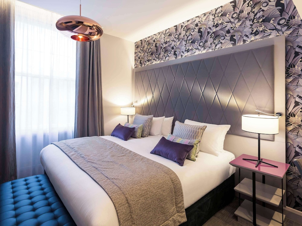 SUPERIOR, TWIN BEDS