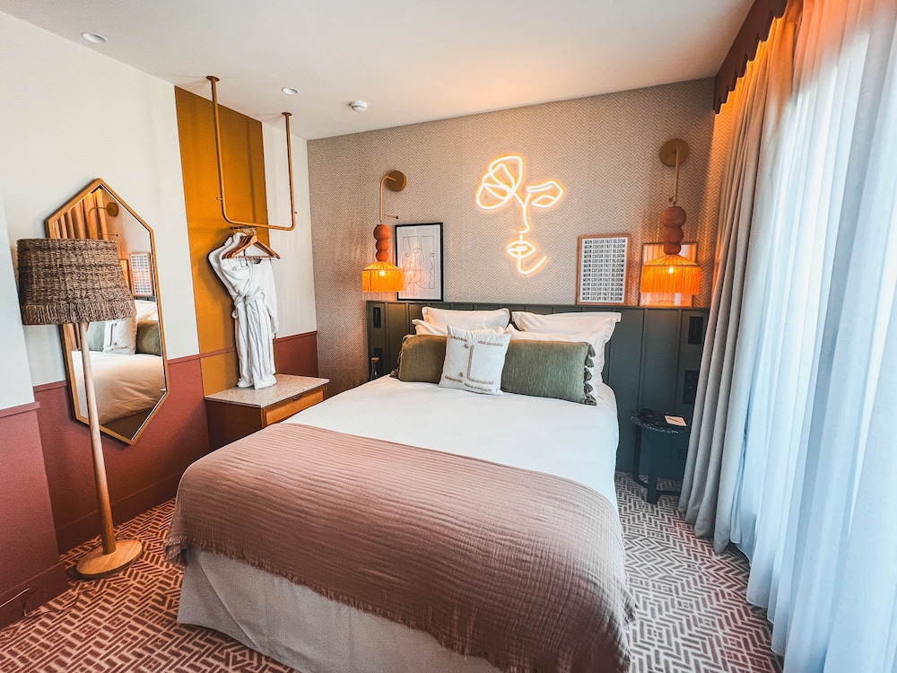 Bloom House Hotel & Spa Paris 10/52