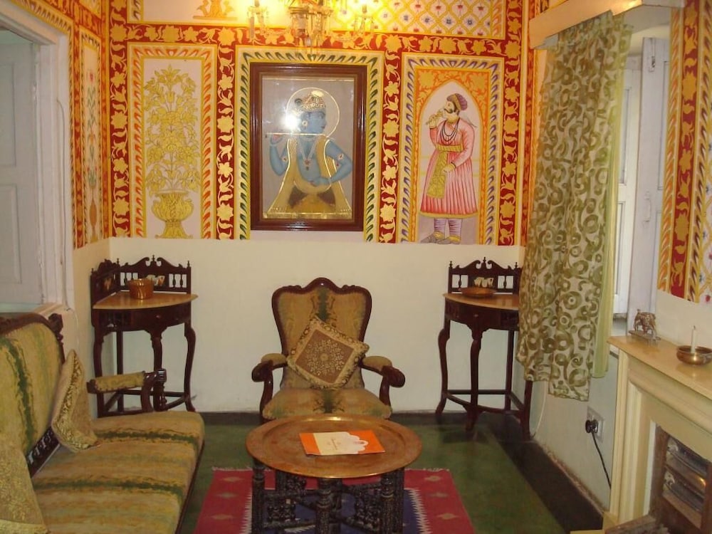 Bissau Palace 36/50