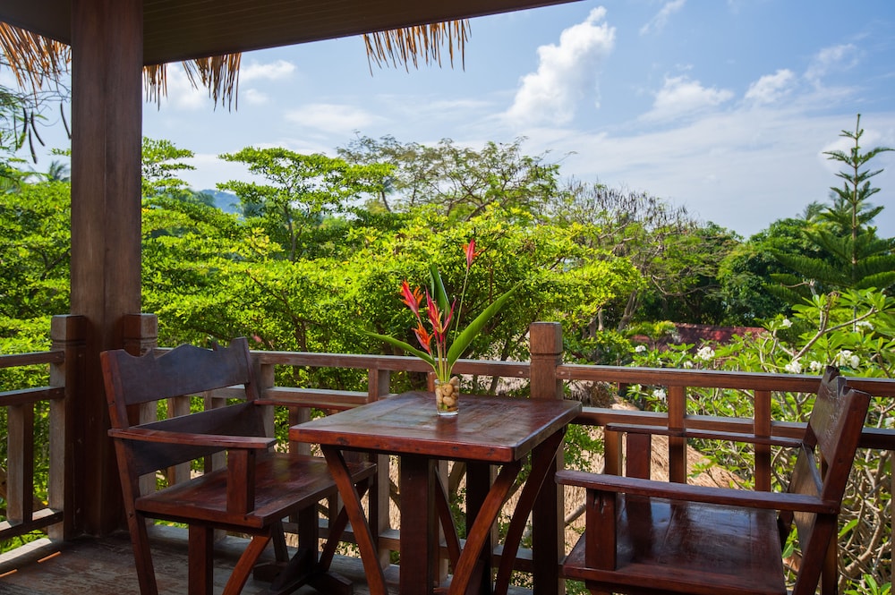 Palm Leaf Resort 34/54