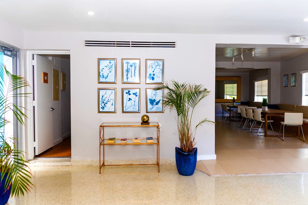 Aqua Hotel & Suites, Miami Beach 31/51