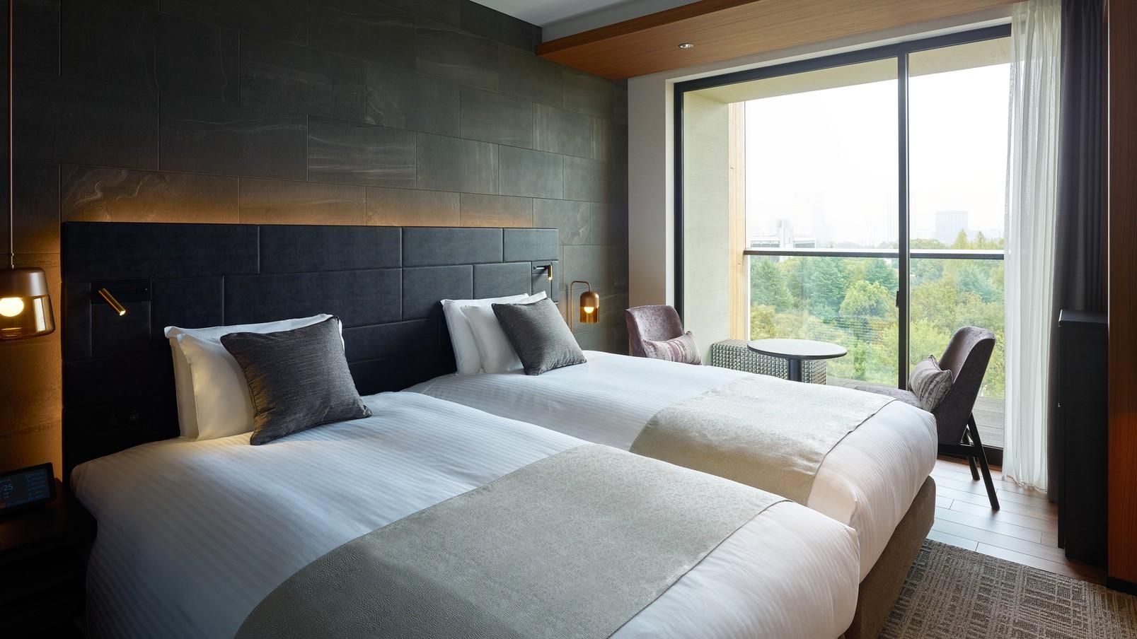 Moderate, Twin Beds