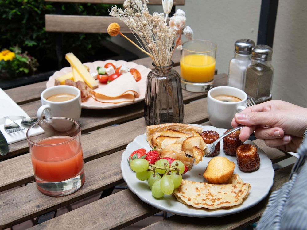 Mercure Paris Raspail Montparnasse 46/60