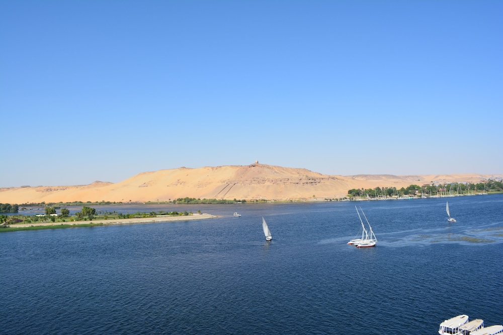 Aswan Plaza Corniche 46/55