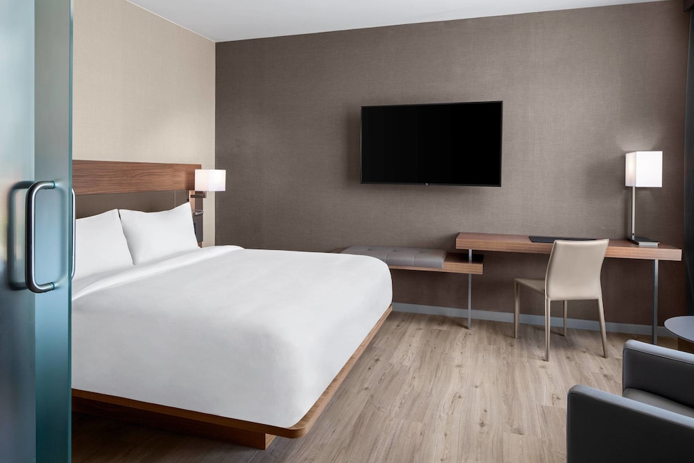 AC Hotel Pittsburgh Downtown 17/62