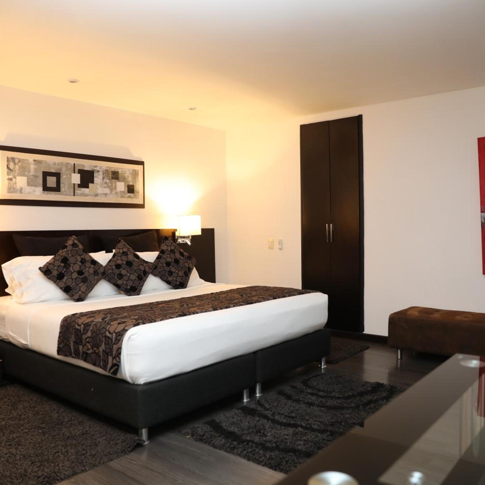 Suites 108 13/55