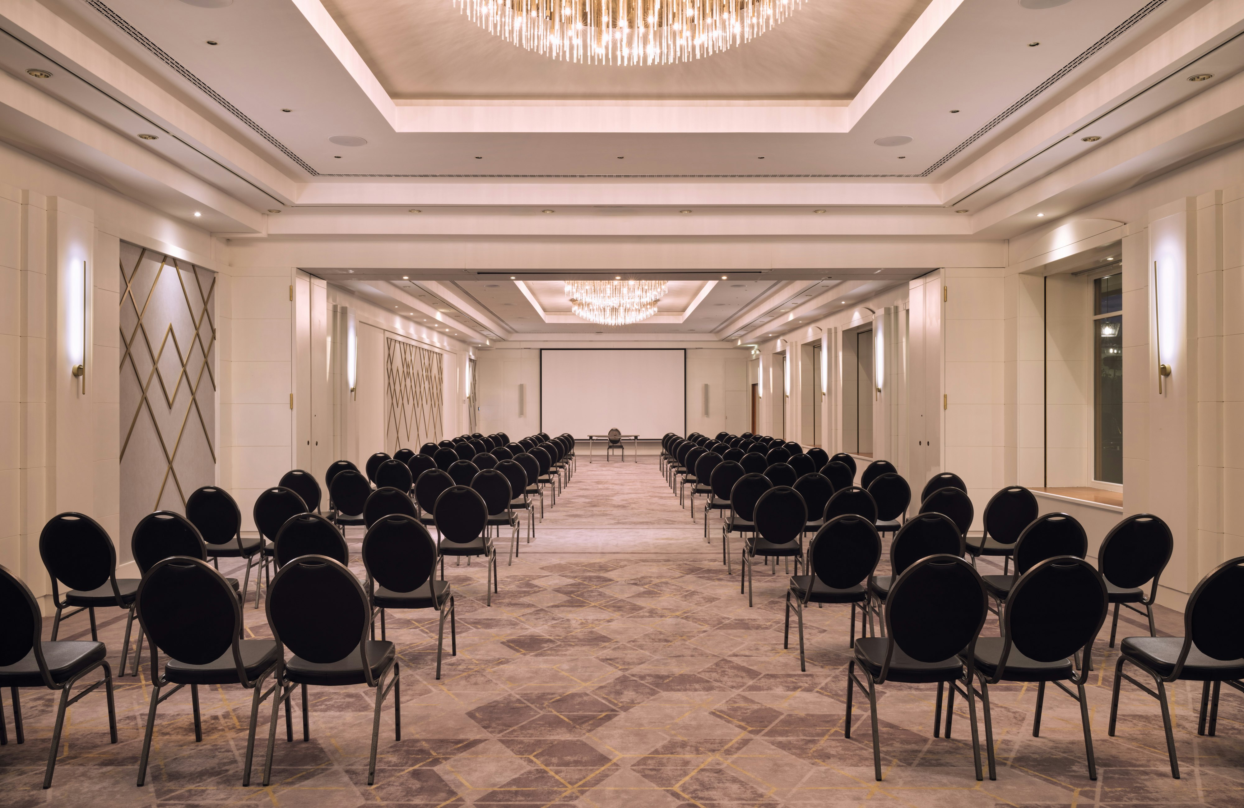 Leonardo Royal Hotel Mannheim 83/94