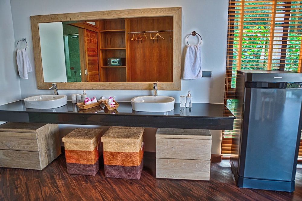 Grand Villa Luxury Time Phuket 50/50