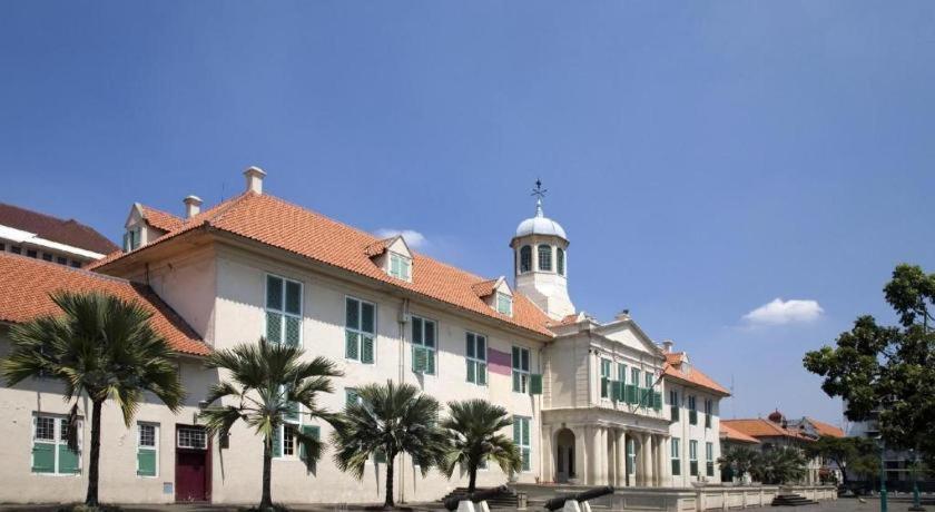Sumi Hotel Mangga Besar 3/49