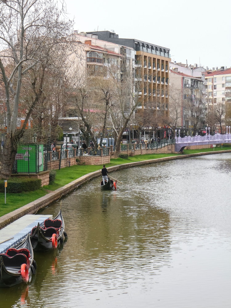 Ibis Eskisehir 45/50