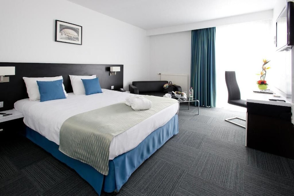 Globales Post Hotel Wellness 28/72