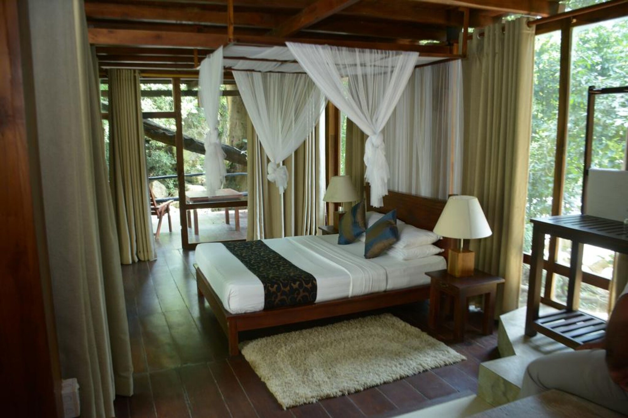 CHALET, RIVER VIEW