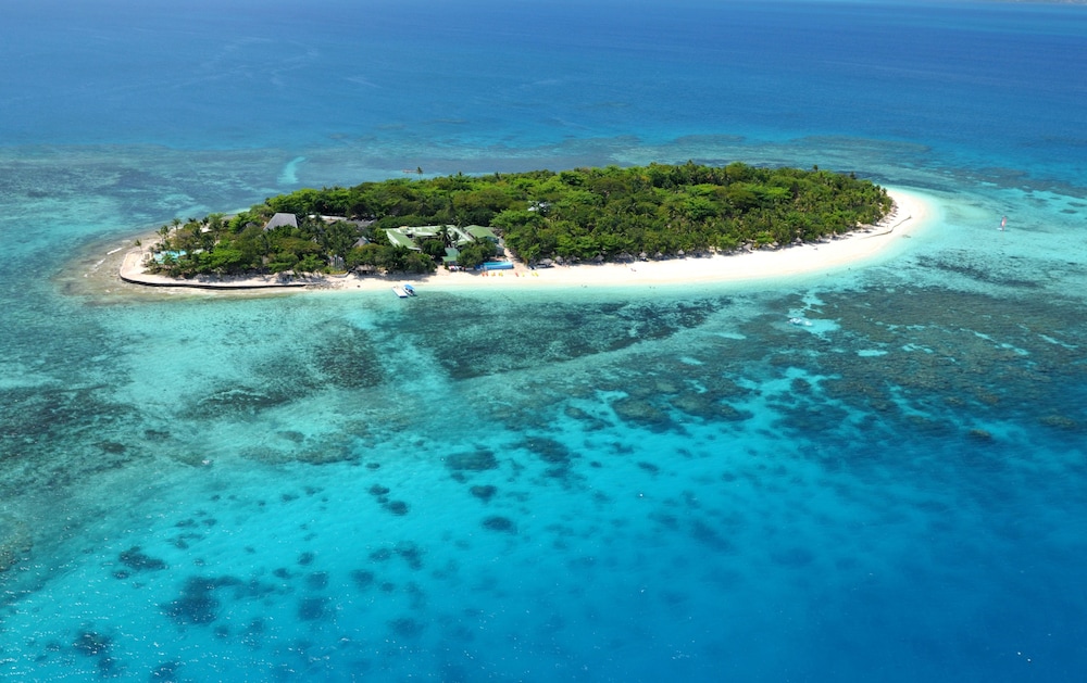 Nakelo Treasure Island Resort and Spa 38/46