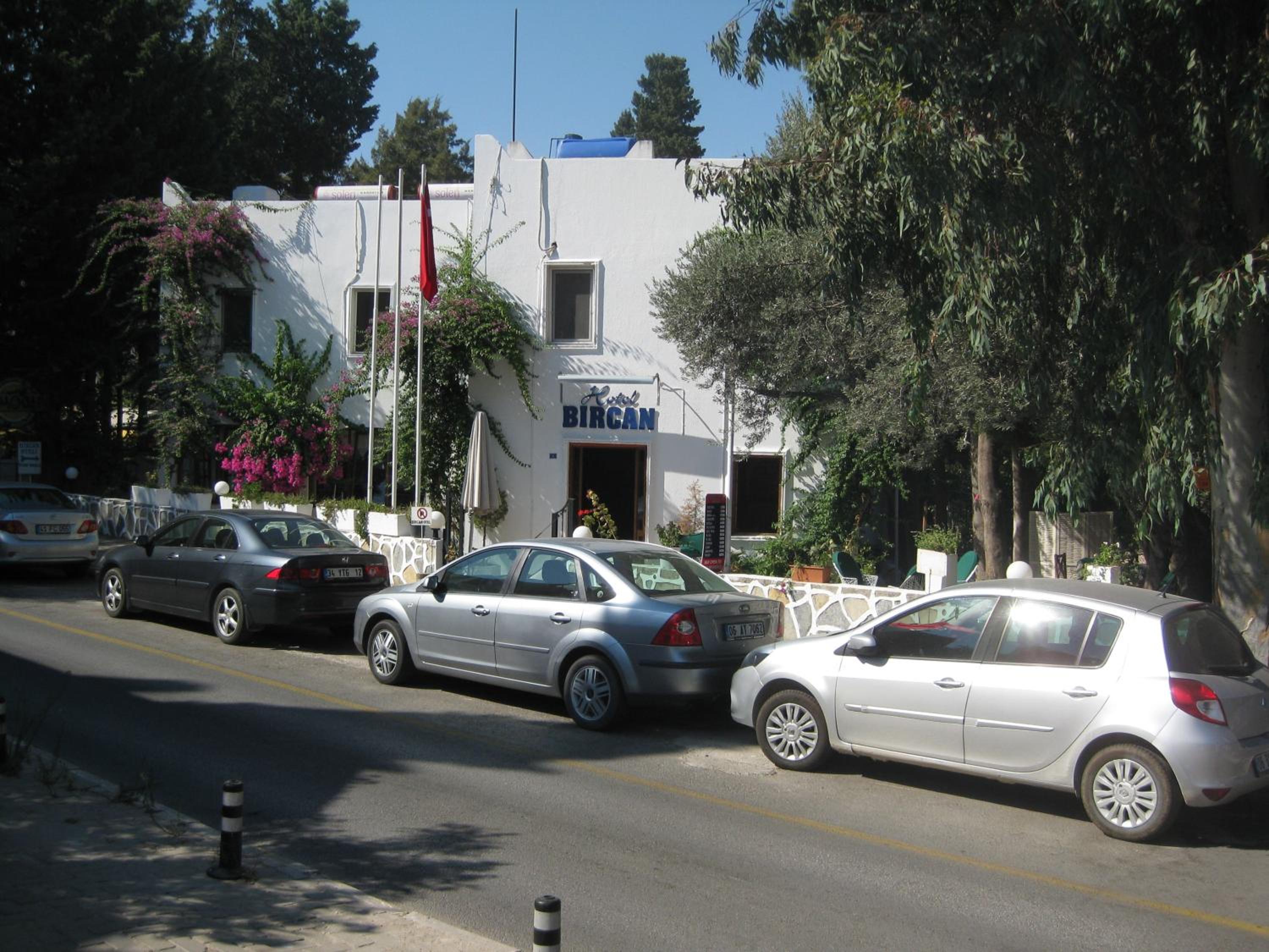Bircan Hotel 36/56