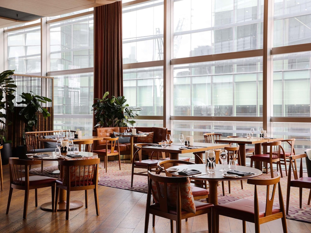 Sofitel Sydney Darling Harbour 56/71