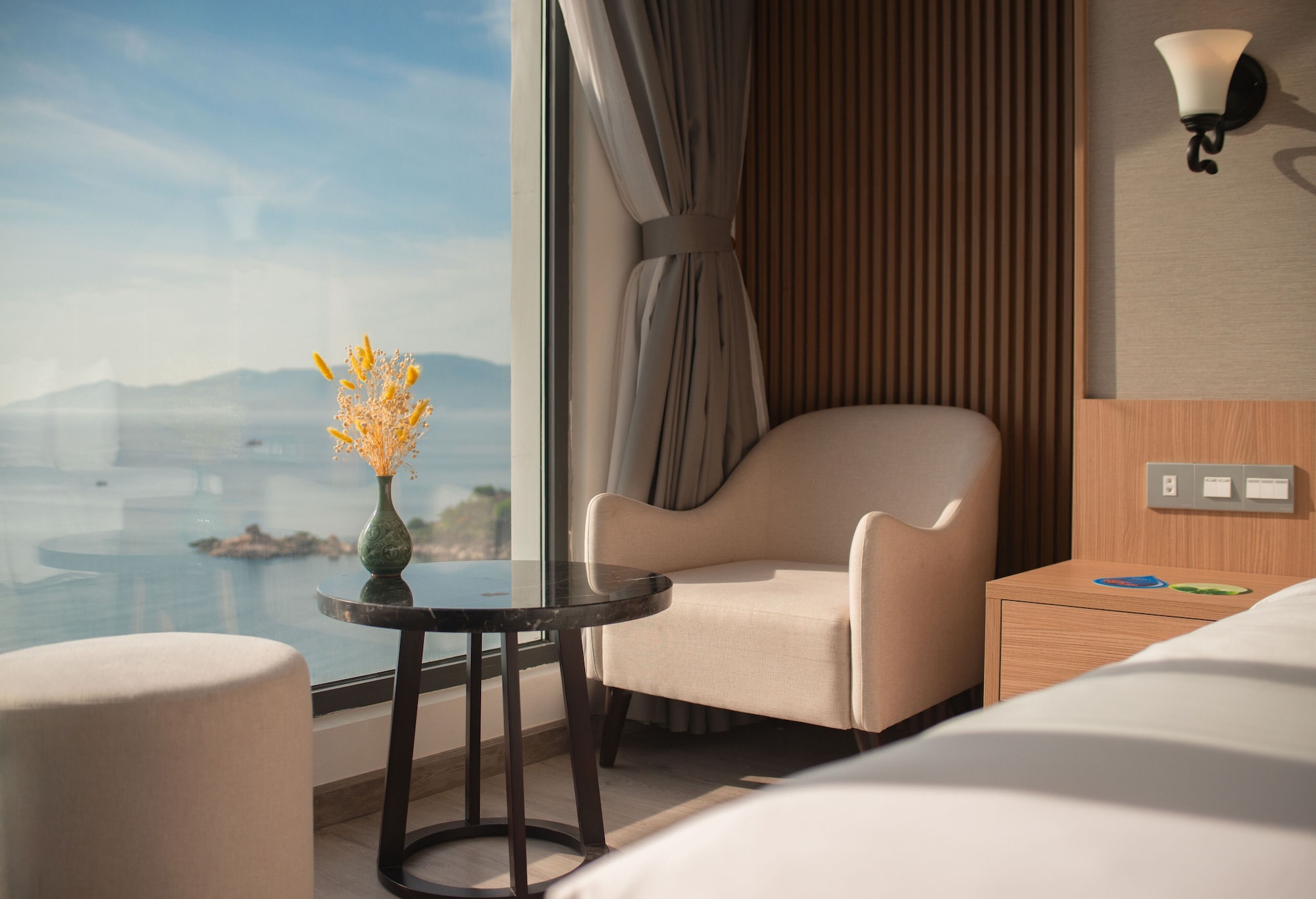 غرفة ديلوكس بسرير كوين بإطلالة على البحر بشرفة، Navada Beach Hotel 6/6