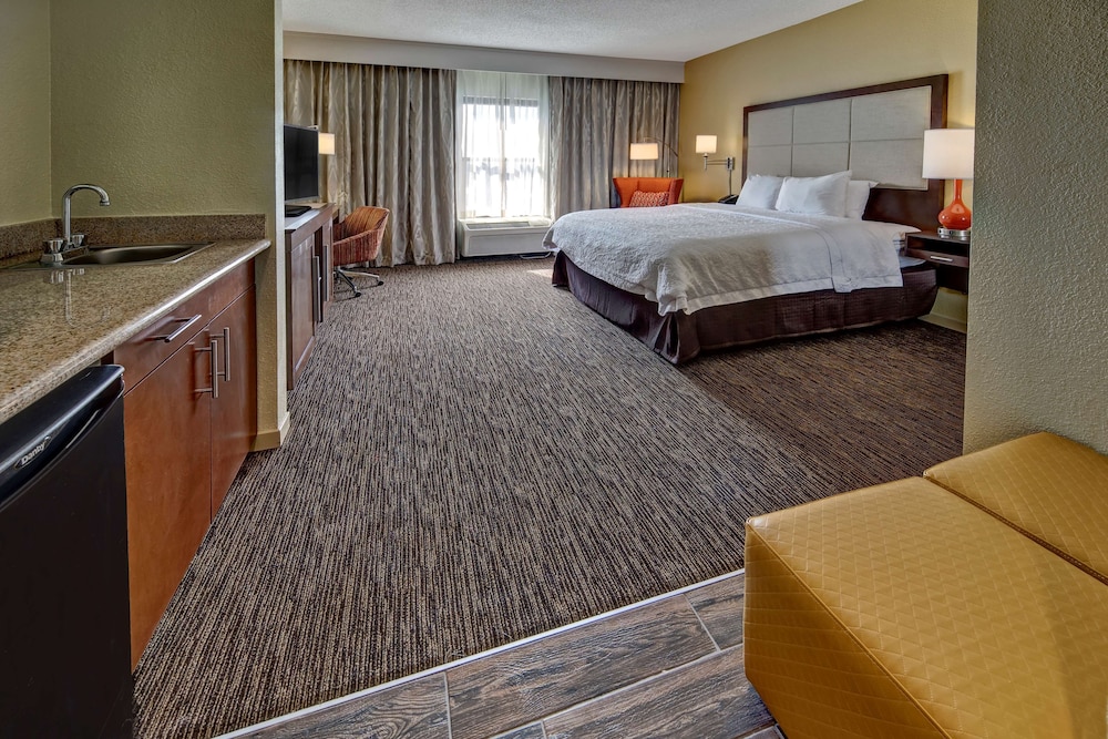 Hampton Inn By Hilton Concord/Kannapolis 8/35