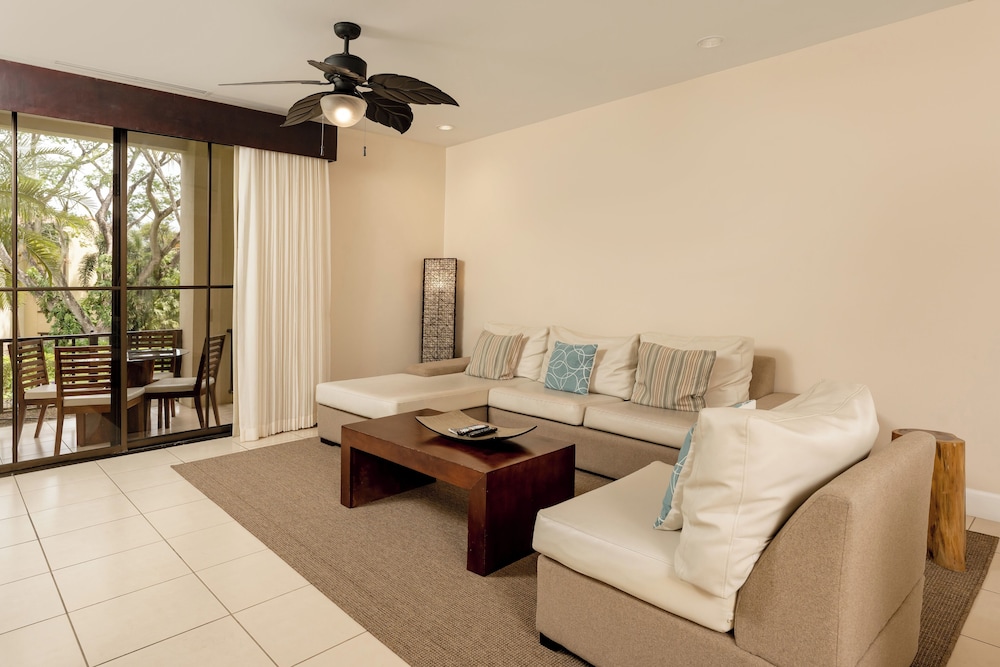 Breeze Private Residence Club 32/64