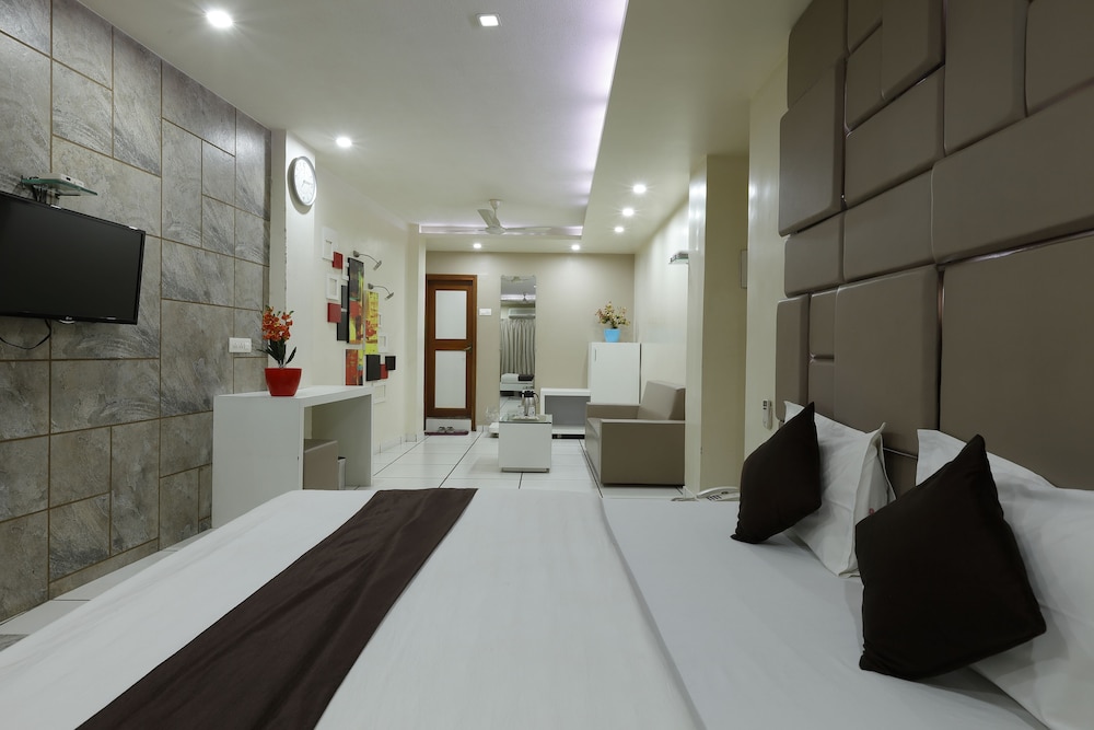 Hotel Good Night 34/50