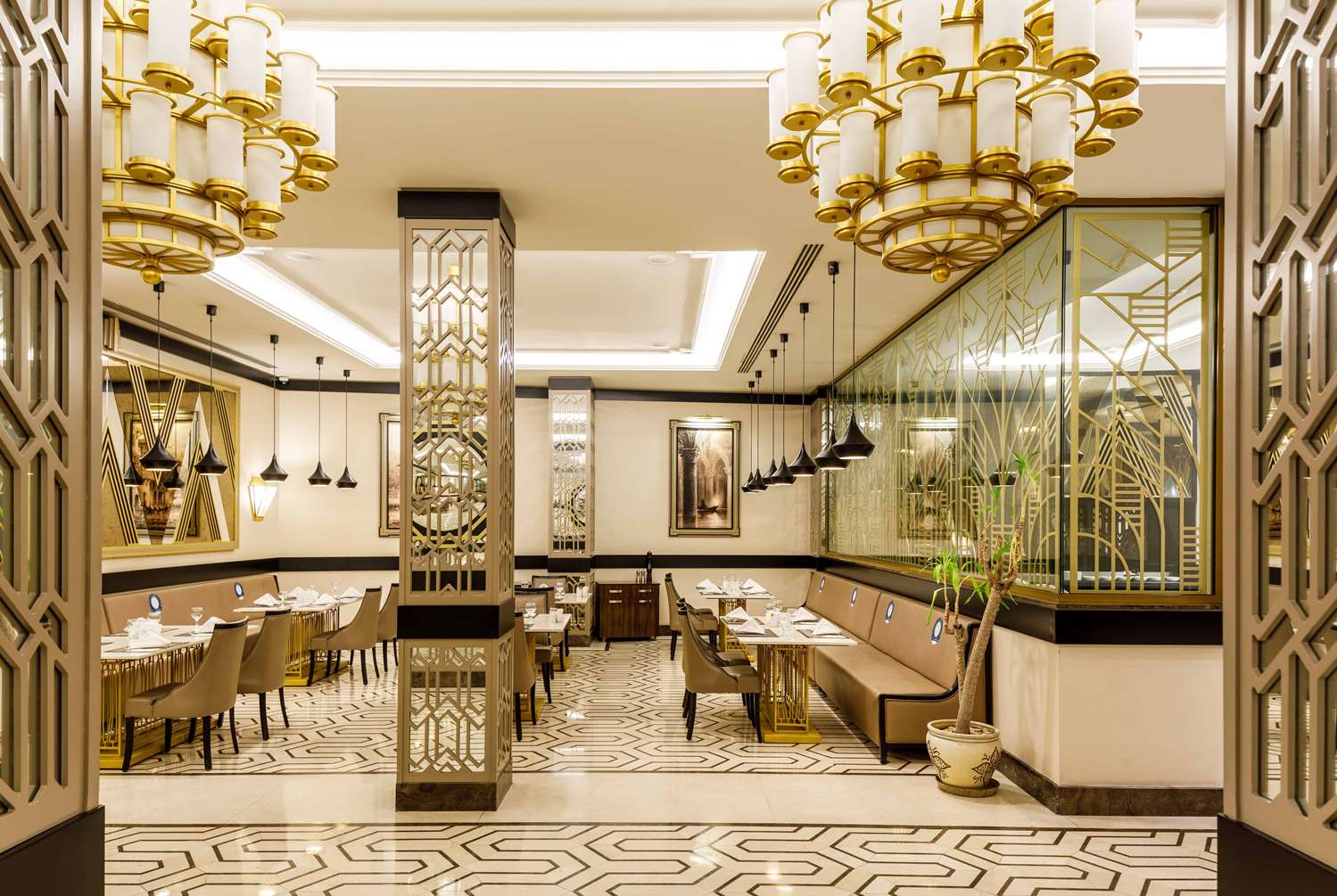 Ramada By Wyndham Istanbul Golden Horn 32/58