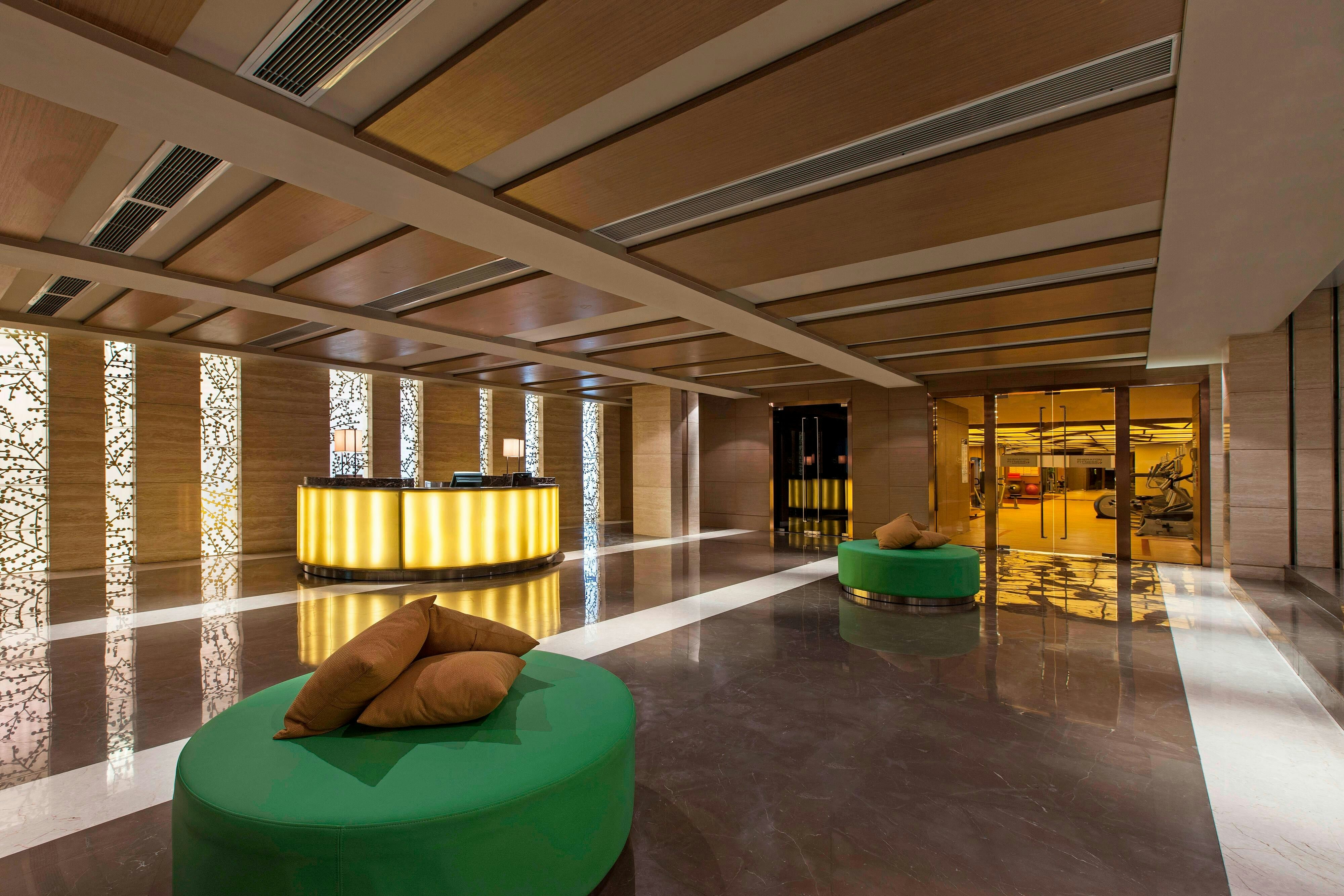 Sheraton Grand Hangzhou Wetland Park Resort 5/13