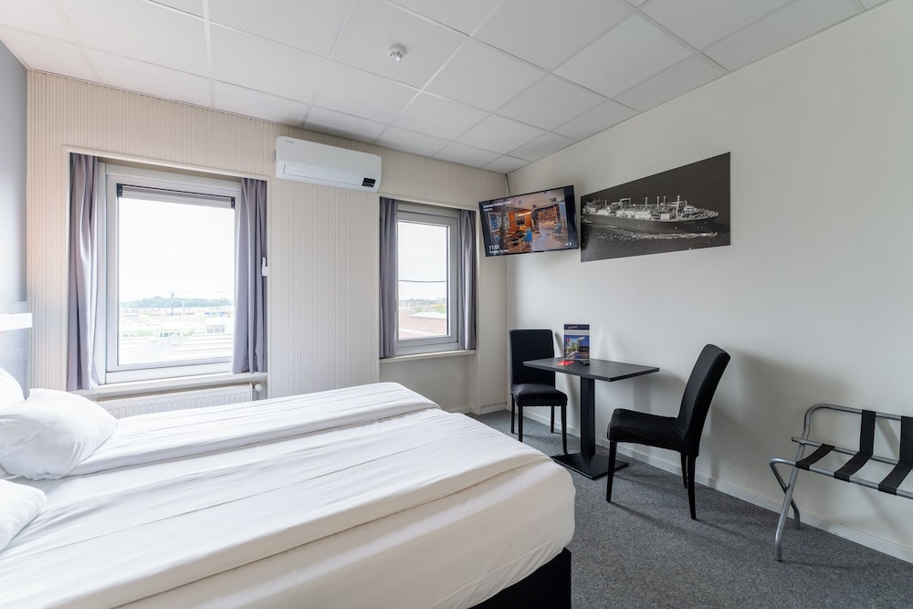 Antwerp Harbour Hotel 19/59
