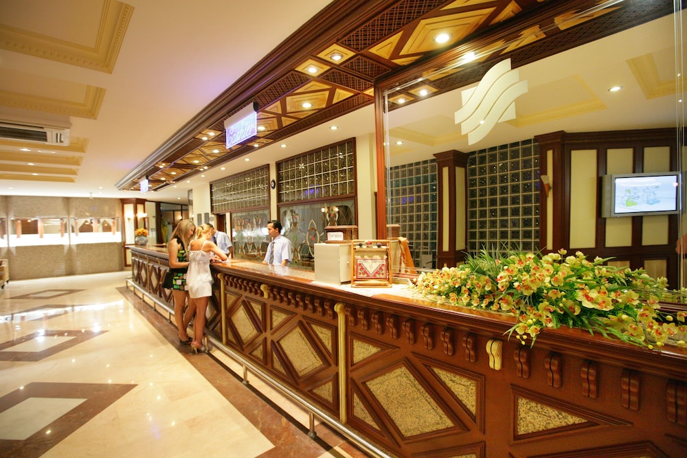Saphir Hotel And Villas 76/90