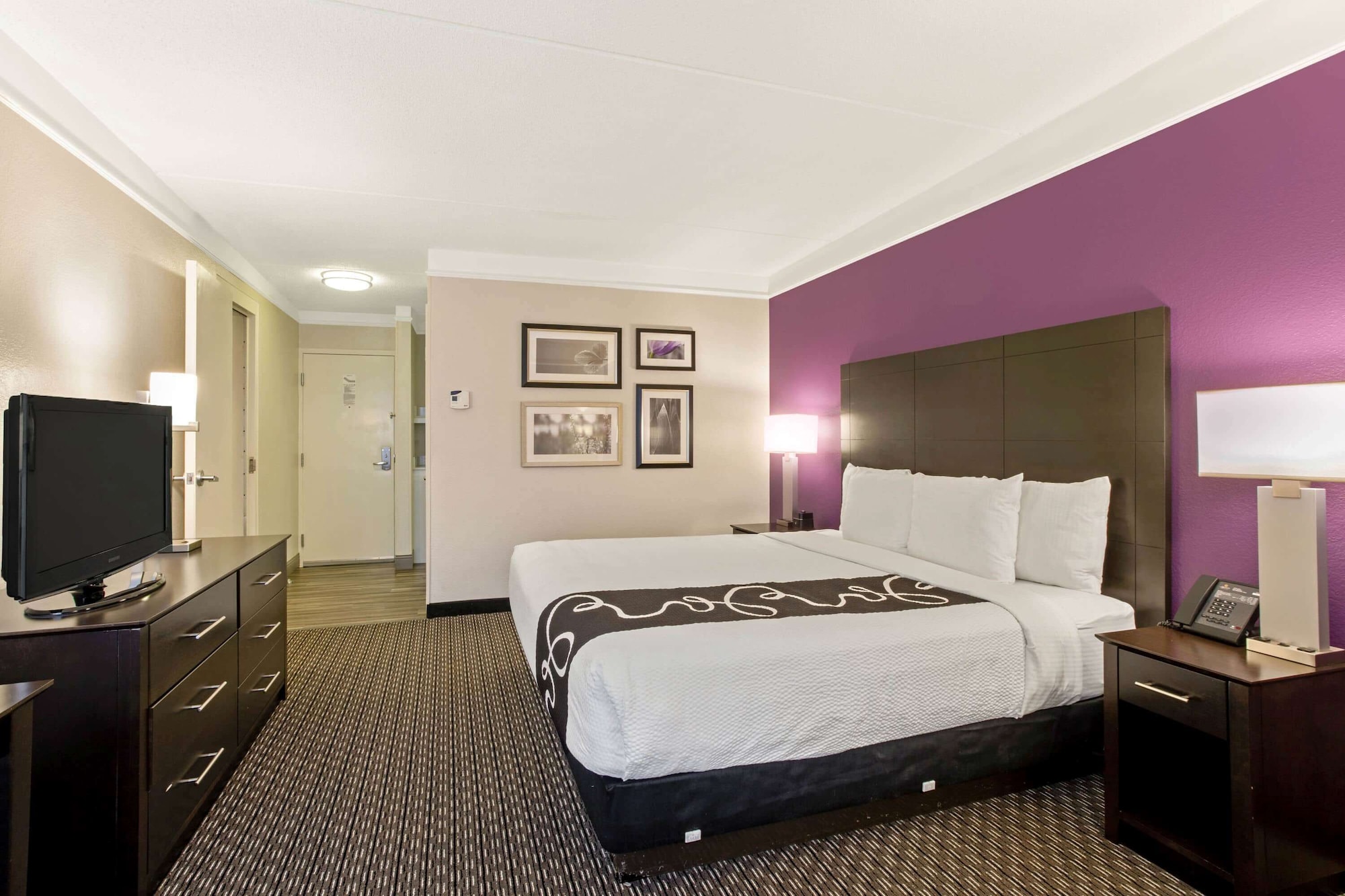 Suite, King Bed