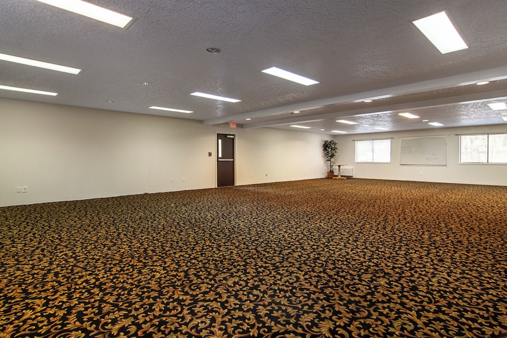 Motel6 Gresham, OR - Portland 44/56