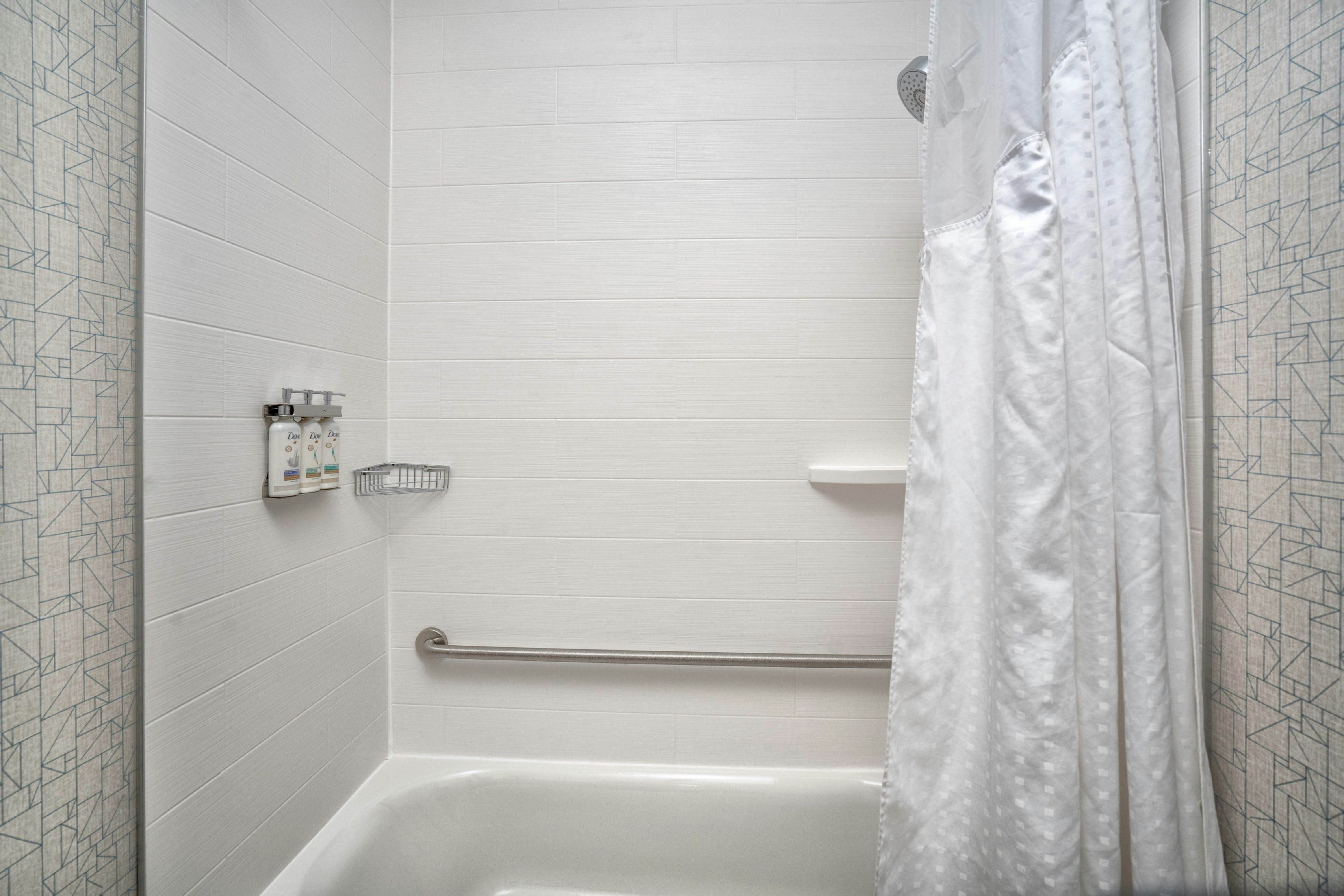 Holiday Inn Express And Suites Brandon 74/74