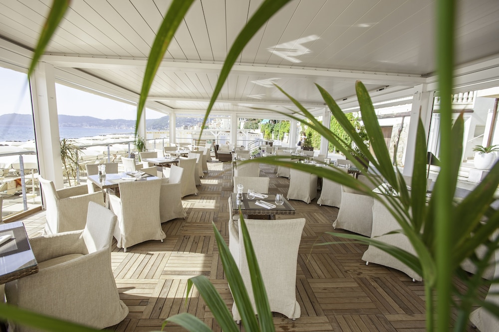 Diana Grand Hotel 45/70