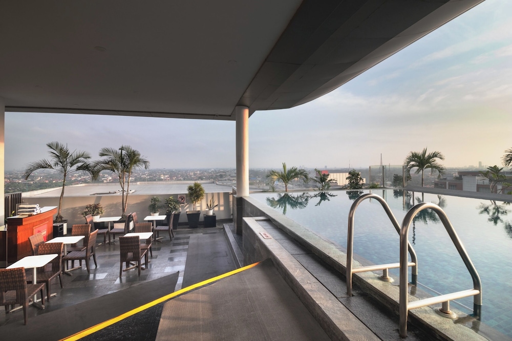 SWISS-BELINN SKA PEKANBARU 35/64