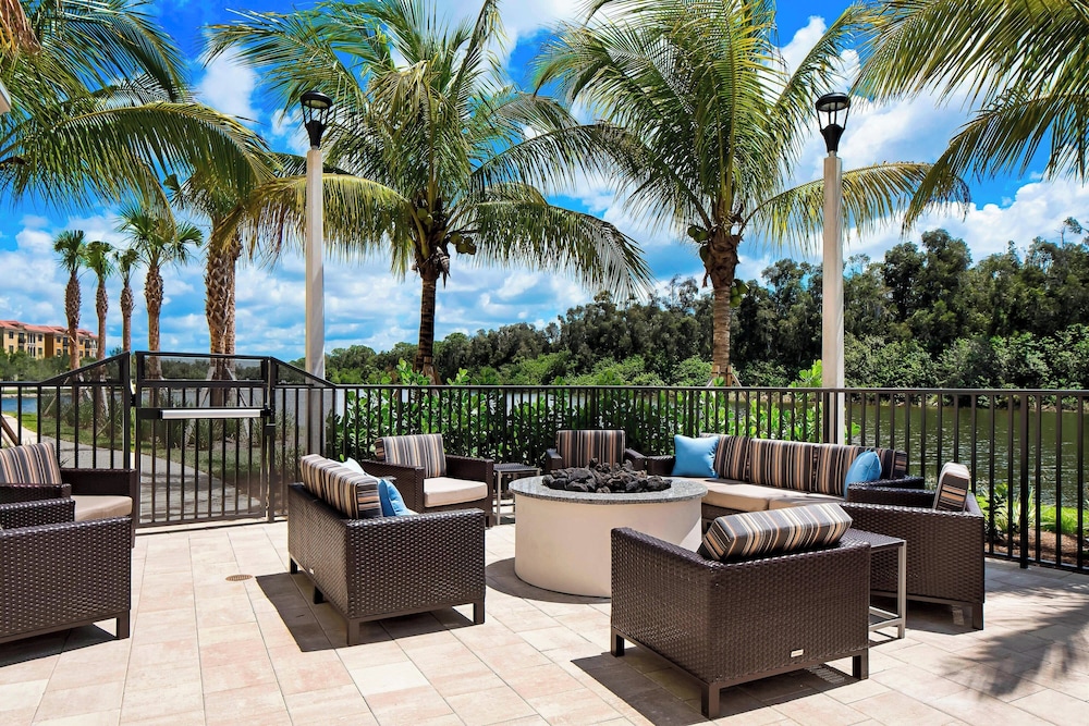 TOWNEPLACE SUITES BY MARRIOTT FORT MYERS ESTERO 32/50