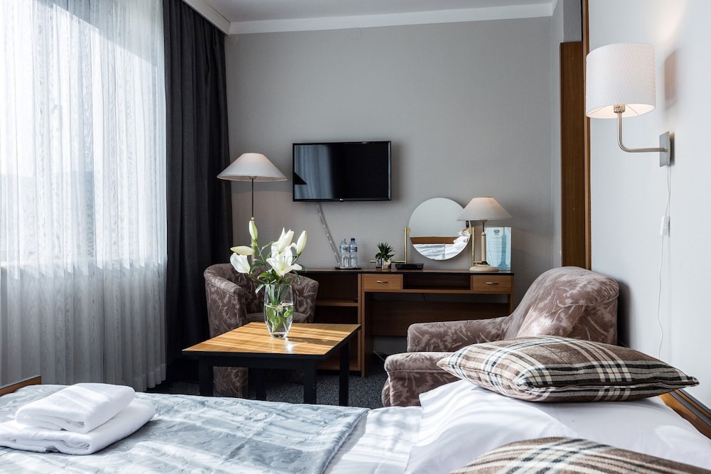 Hotel Helios 33/50