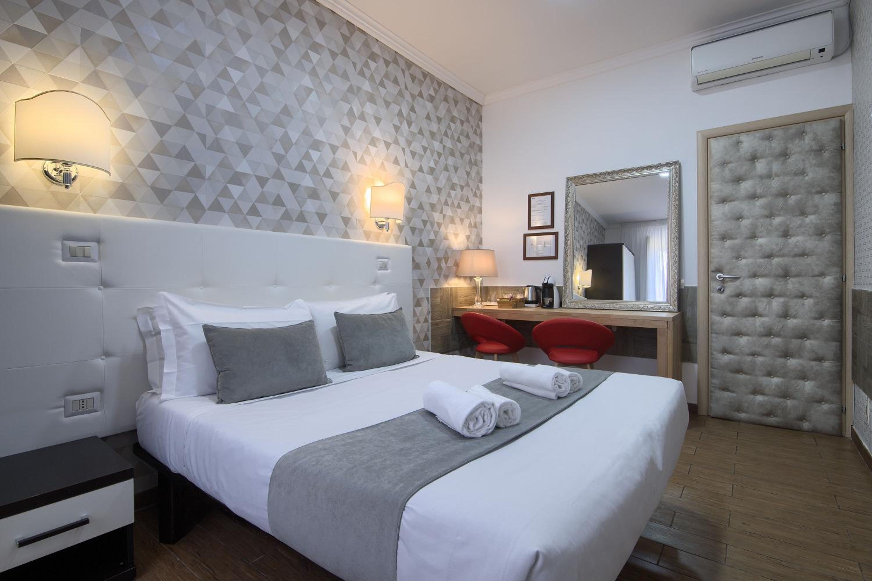 Domus Pietro Inn 4/27