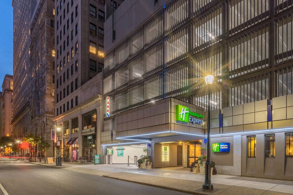 Holiday Inn Express Philadelphia-Midtown in PHILADELPHIA - PA