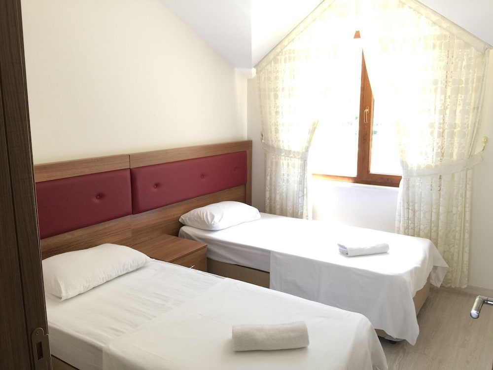 2 BEDROOMS, APARTMENT, TERRACE