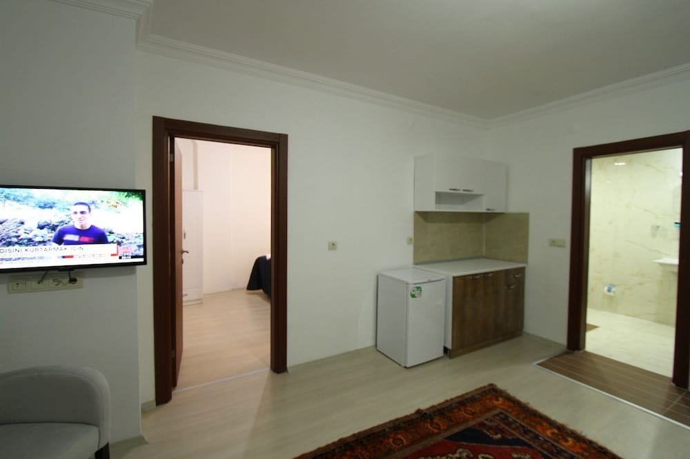 Asmir Suites Hotel 8/32