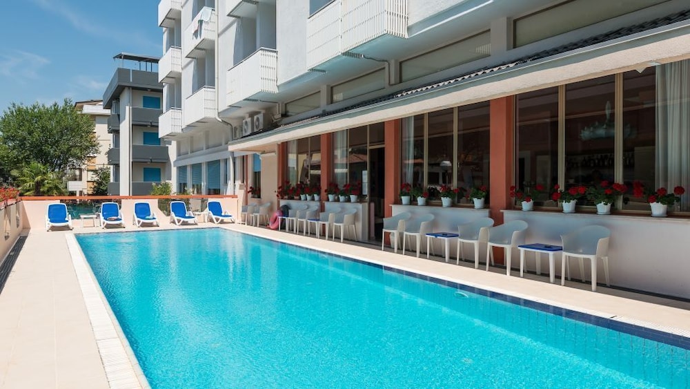 Costa Rica Bibione Aparthotel 10/50