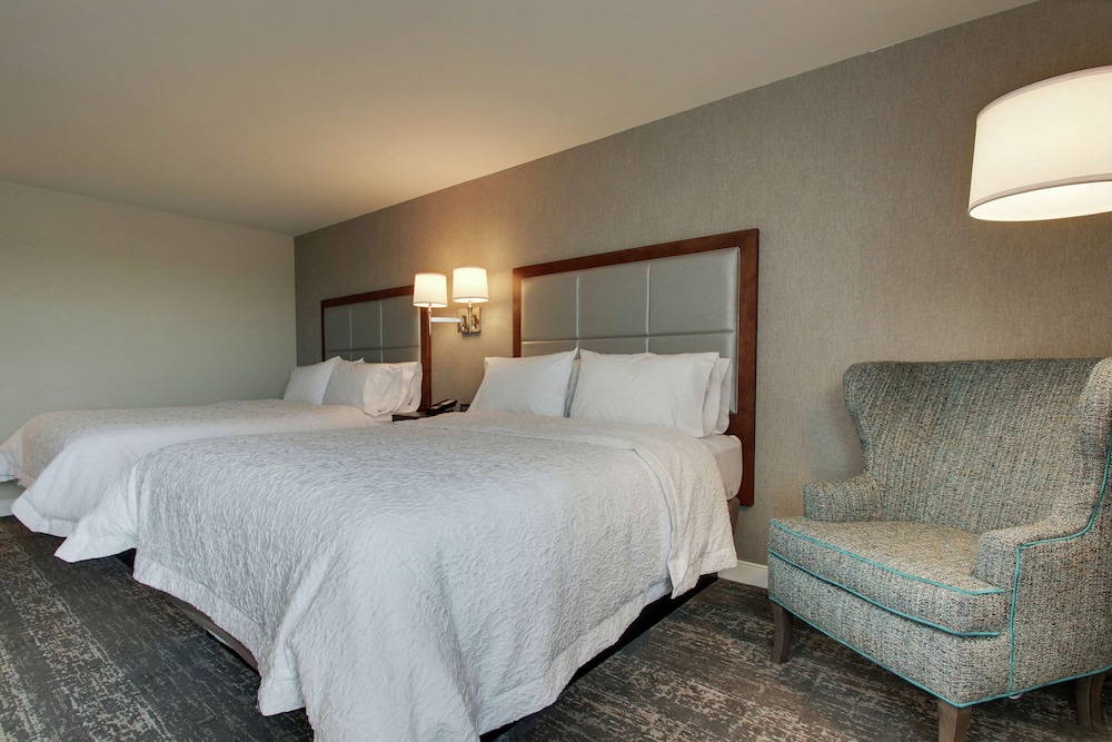 Hampton Inn By Hilton Pawtucket 13/35