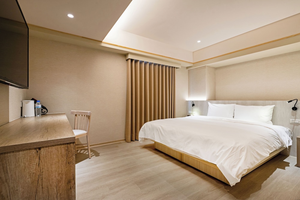 Jing Jing Holiday Hotel 15/46
