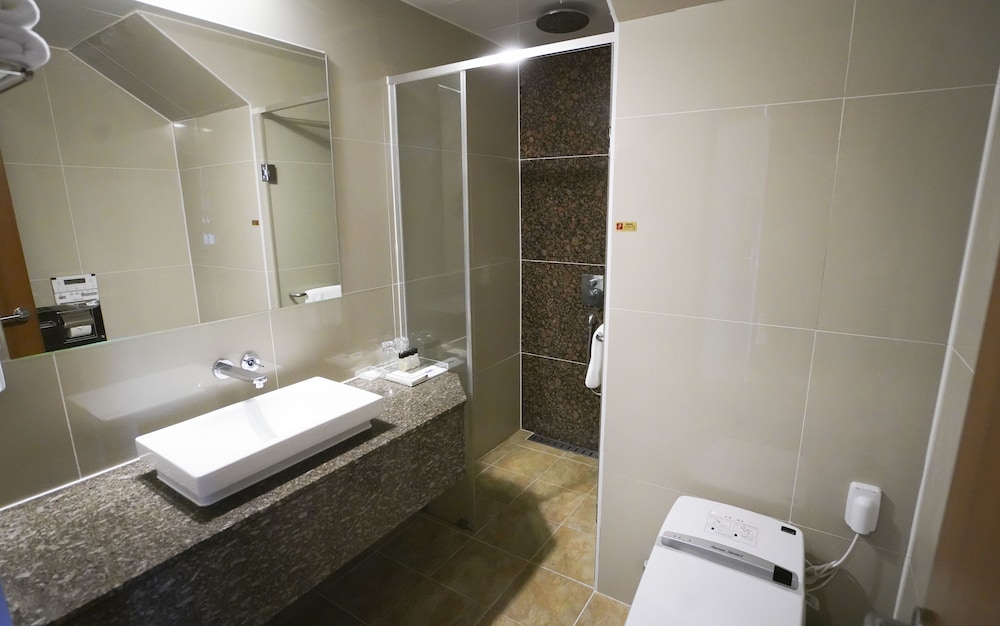 UNI HOTEL JEJU 68/69
