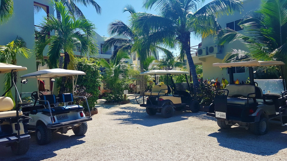 Tres Cocos Resort 58/67