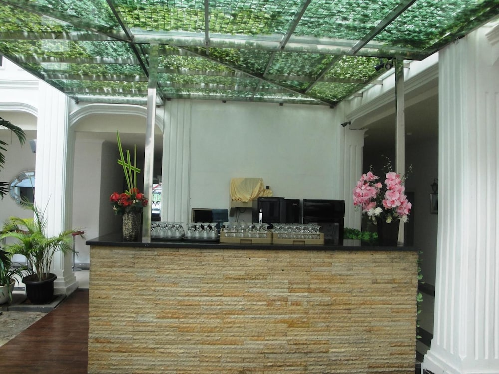 Ramayana Hotel 7/34