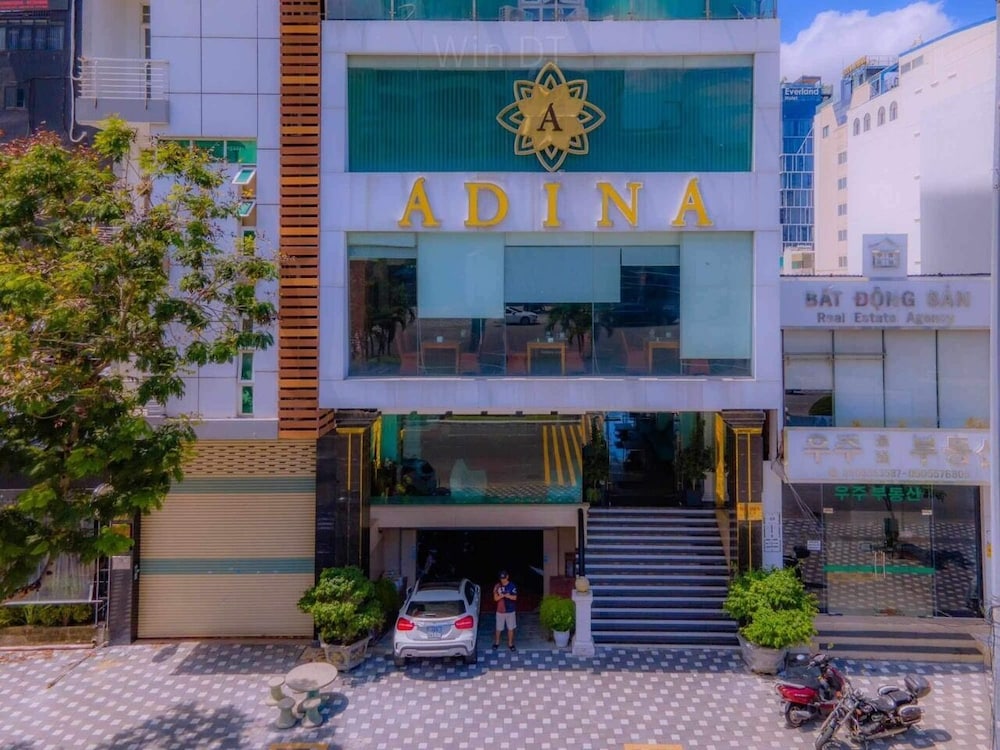 Adina Hotel 4/50