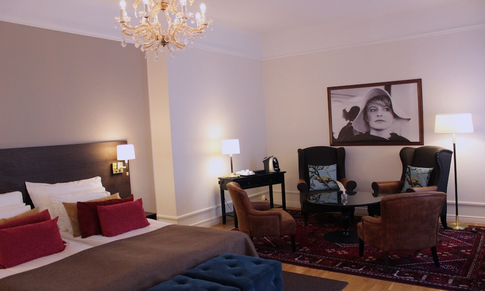 Home Hotel Drott 33/41