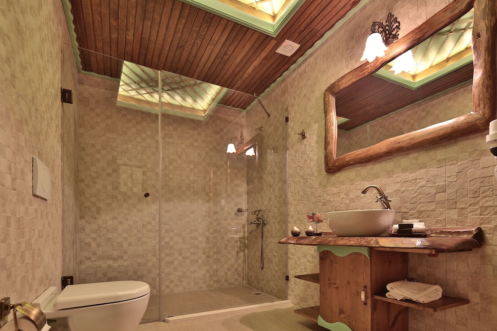 Elif Stone House 18/63