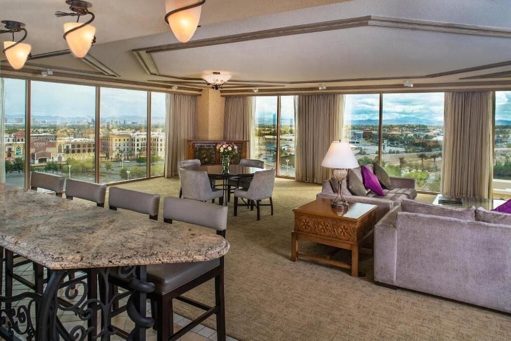 Suncoast Hotel And Casino 16/44