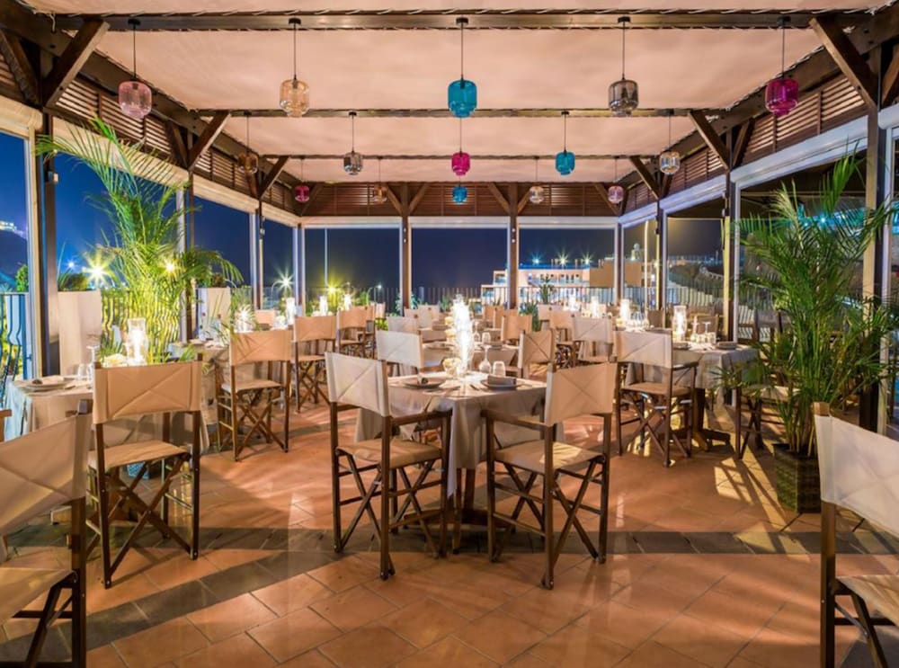 Idyll Suites - Adults Only 42/54