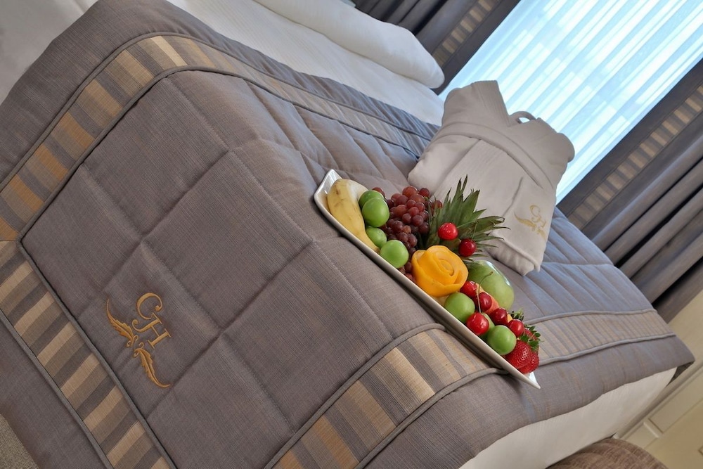 Cassiel Hotel 32/45